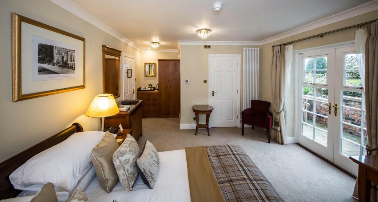 Goldsborough Hall แนร์สเบอเรอ ภายนอก รูปภาพ